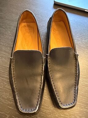 TOD’S Black Leather Loafers EU 35 Classic Driving Shoes Men’s Soft